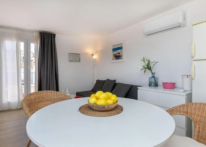 Mestral Atic By Interhome